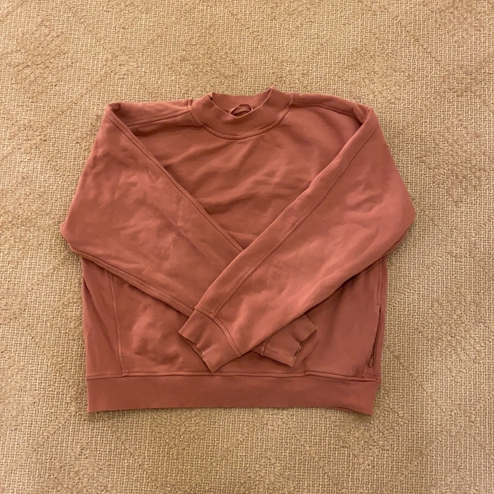 LULULEMON Crewneck